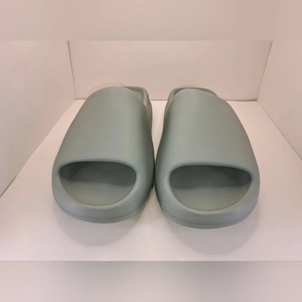 Adidas Yeezy Slide Salt | Size 8 | Brand New (No Box)